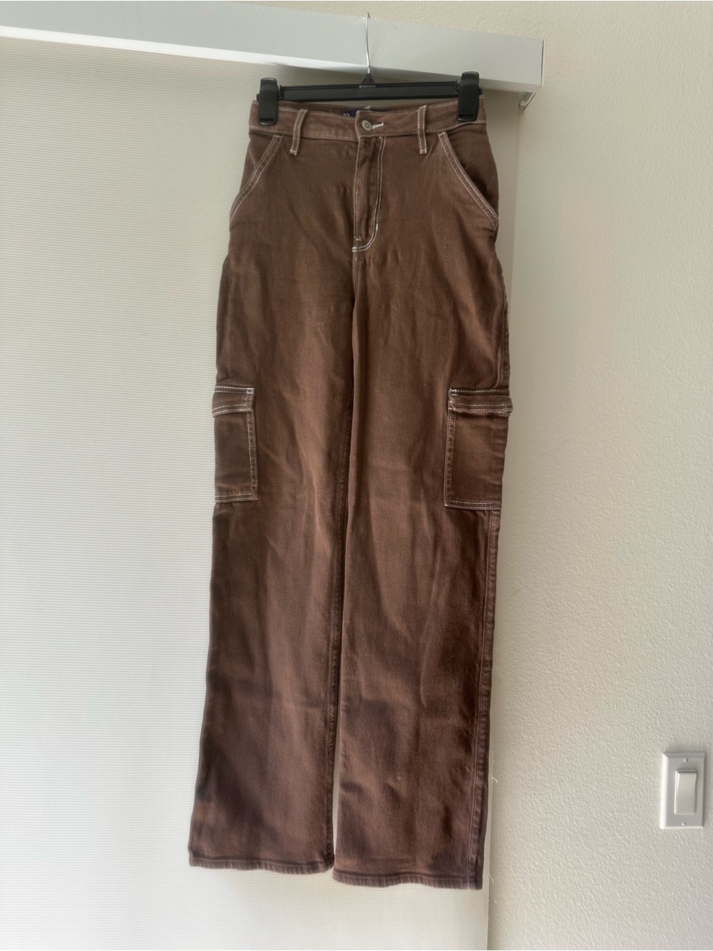 Hollister Brown Denim Jeans with Tan Leather Patch